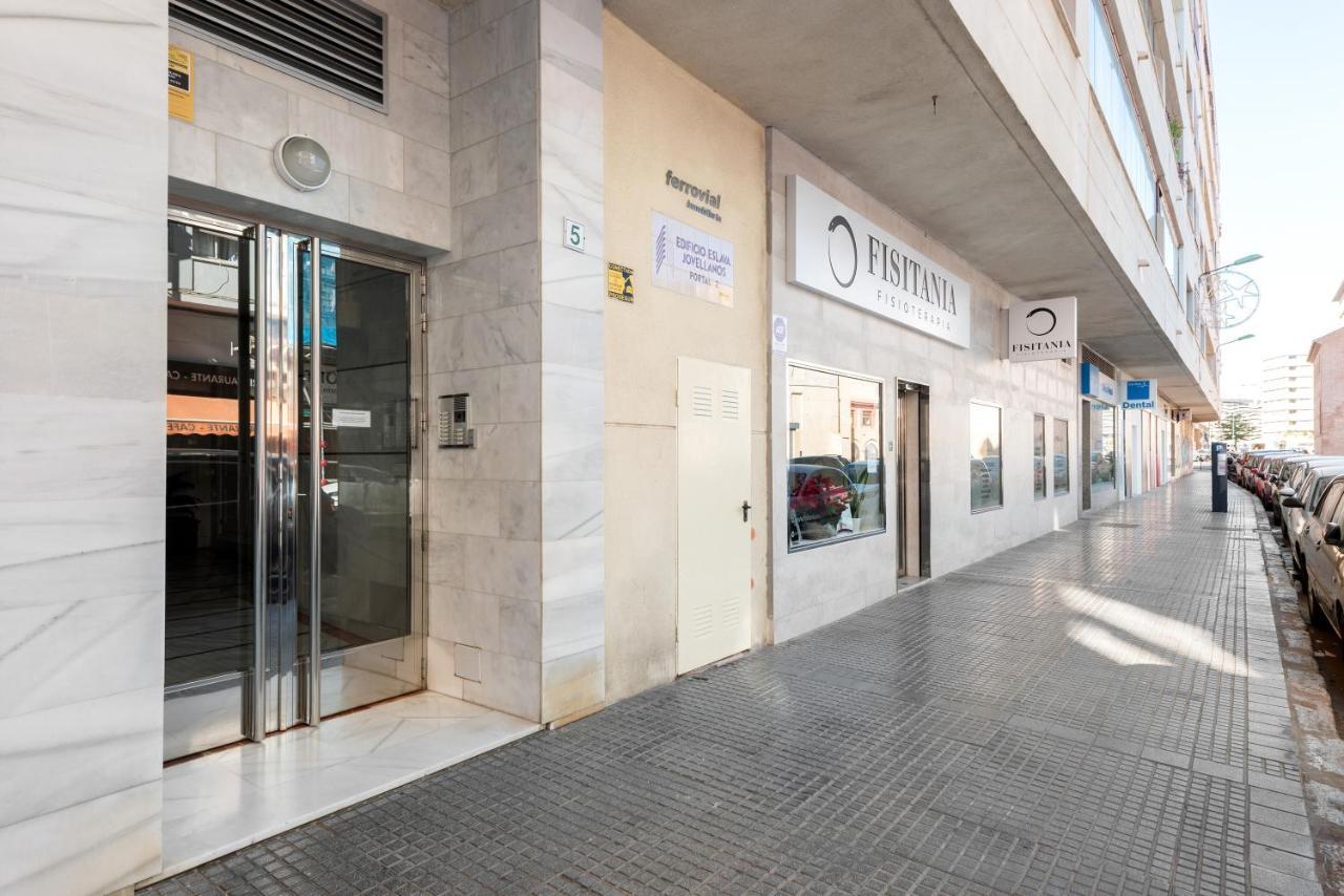 Carmen Estacion Apartamento Málaga Exterior foto
