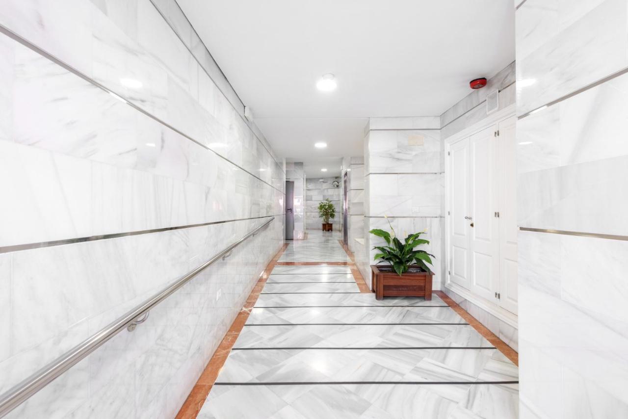 Carmen Estacion Apartamento Málaga Exterior foto